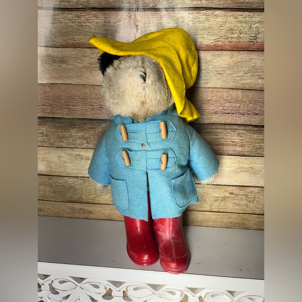 Vintage Rare 1975 Paddington Bear Eden Plush Rain Boots